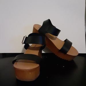 Shein size 6 black wedge strapped sandal